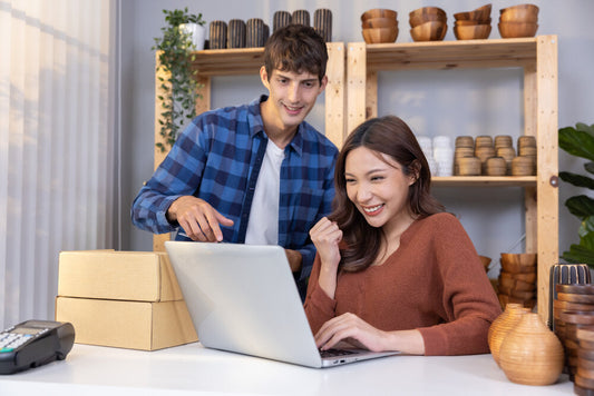 Create professional business listings online with flat fee packages