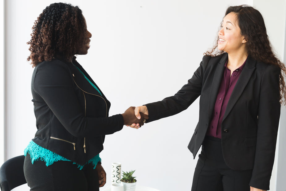 Image illustrating 'Legal Considerations When Buying or Selling a Business', highlighting key legal aspects to be aware of during the business transaction process.
